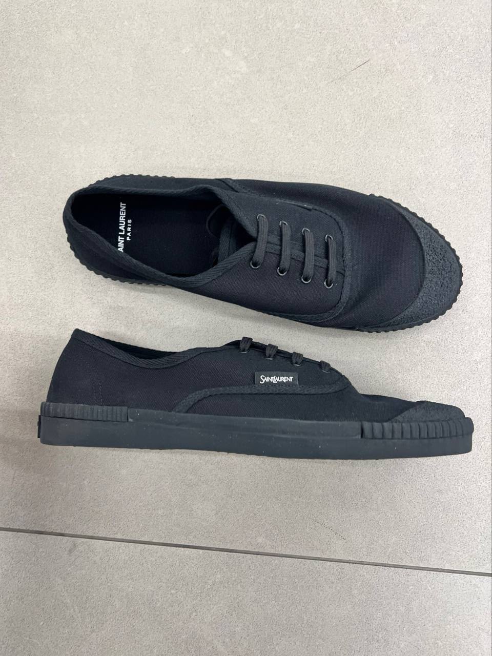 Venice Canvas Sneakers