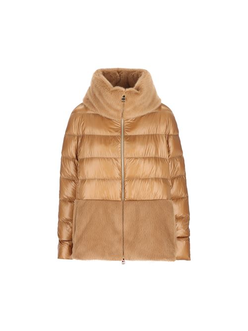 Piumino realizzato in nylon