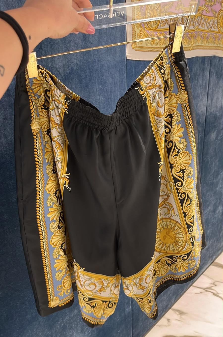 Baroque Print Elastic Waist Shorts