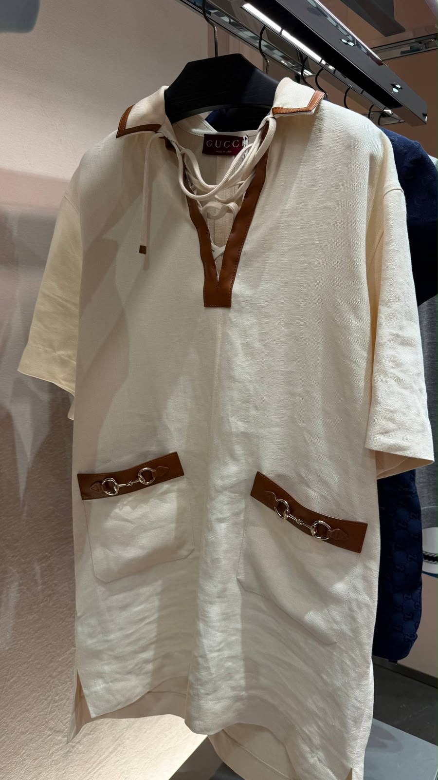Linen shirt with Horsebit detail
