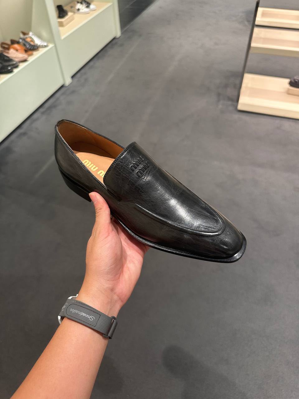 Brushed leather loafers