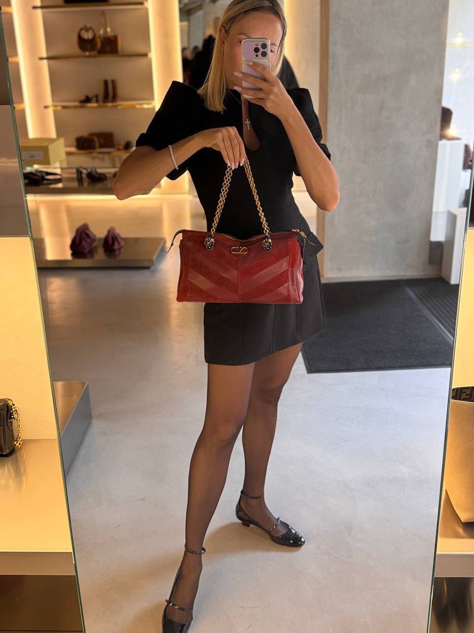 VLogo Signature Shoulder Bag