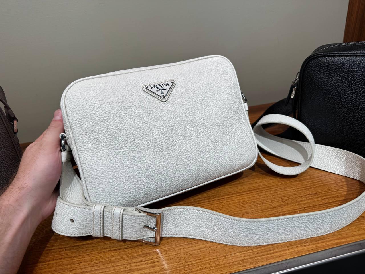 Vitello Phenix Leather Camera Bag