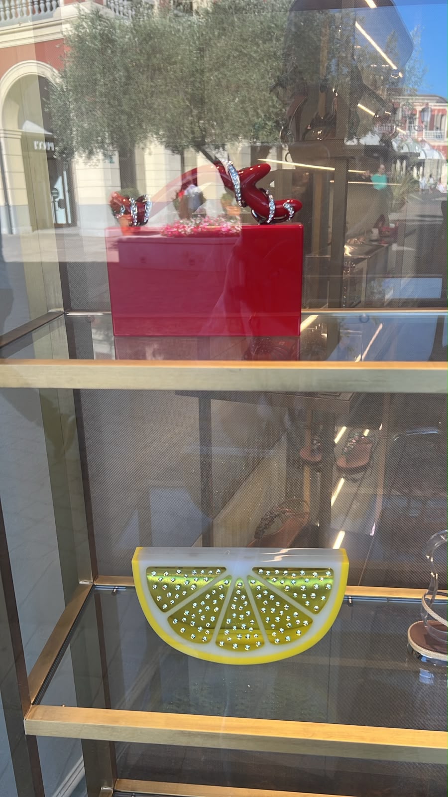 Lemon Slice Clutch