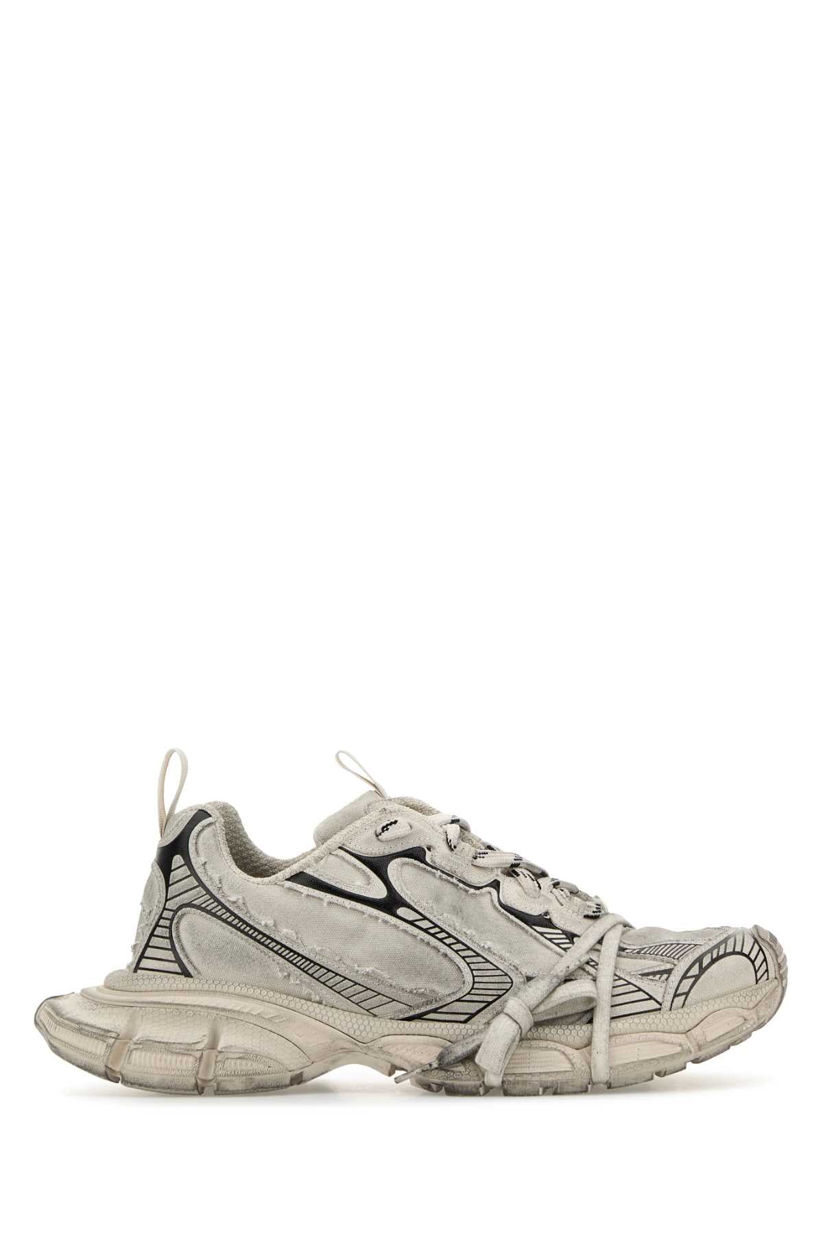 BALENCIAGA 3XL For Women Exterior: 100% Fabric Interior: 100% Fabric Sole: Rubber