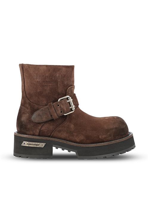 Stivaletti realizzati in pelle