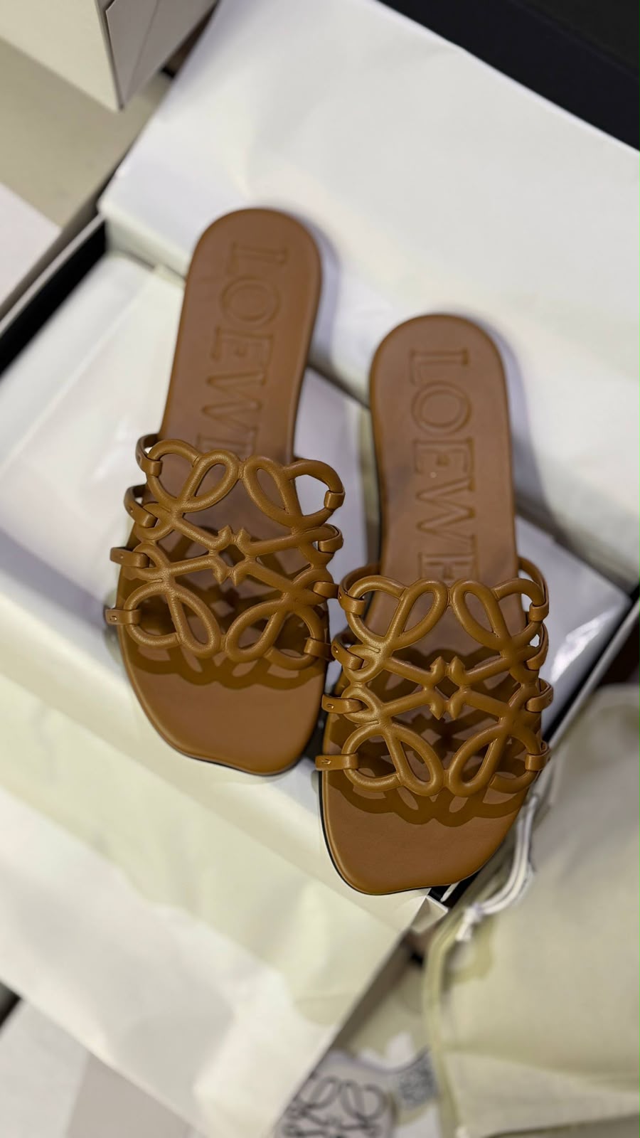 Anagram slide sandals in calfskin
