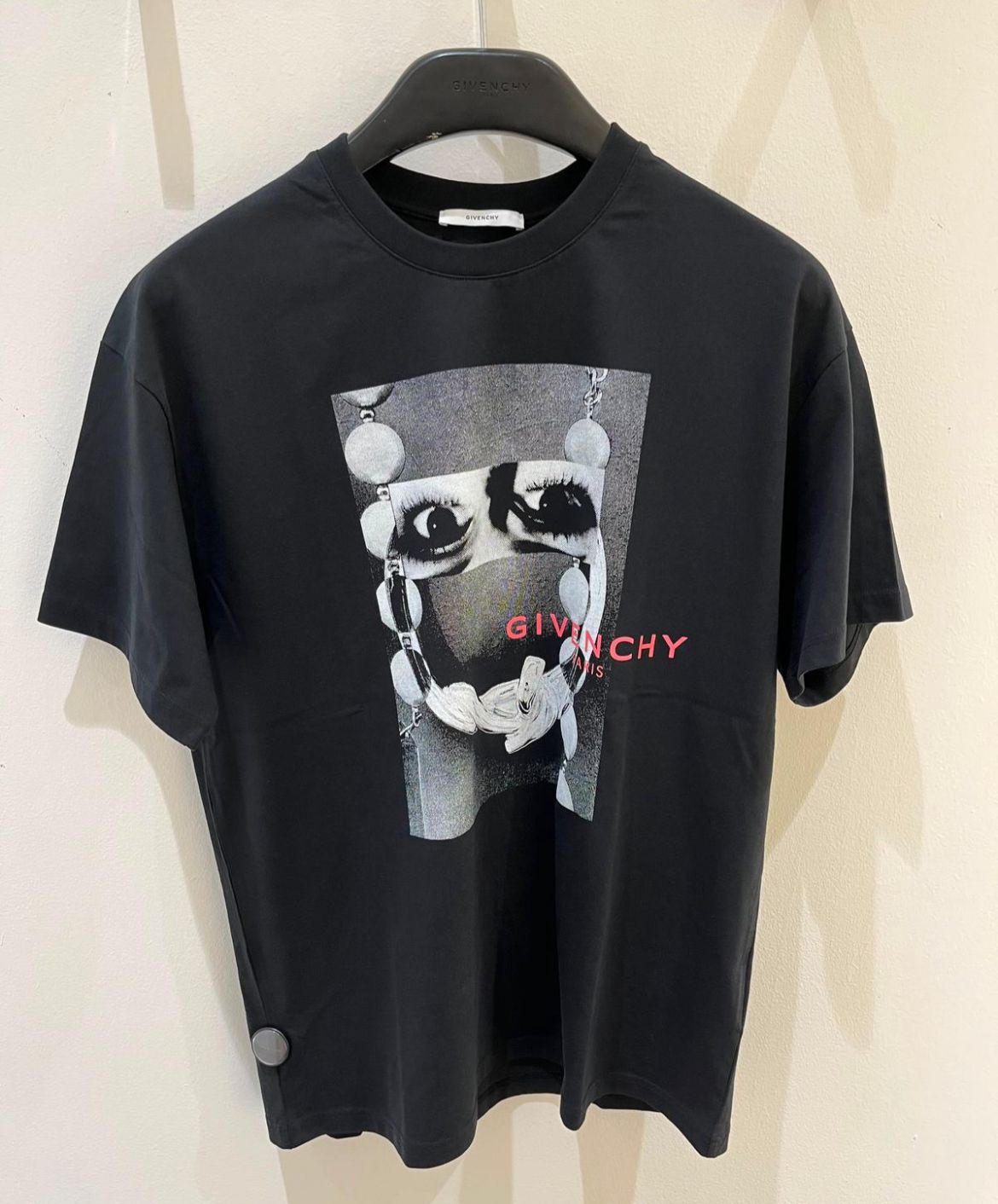 Eye Graphic Print T-Shirt