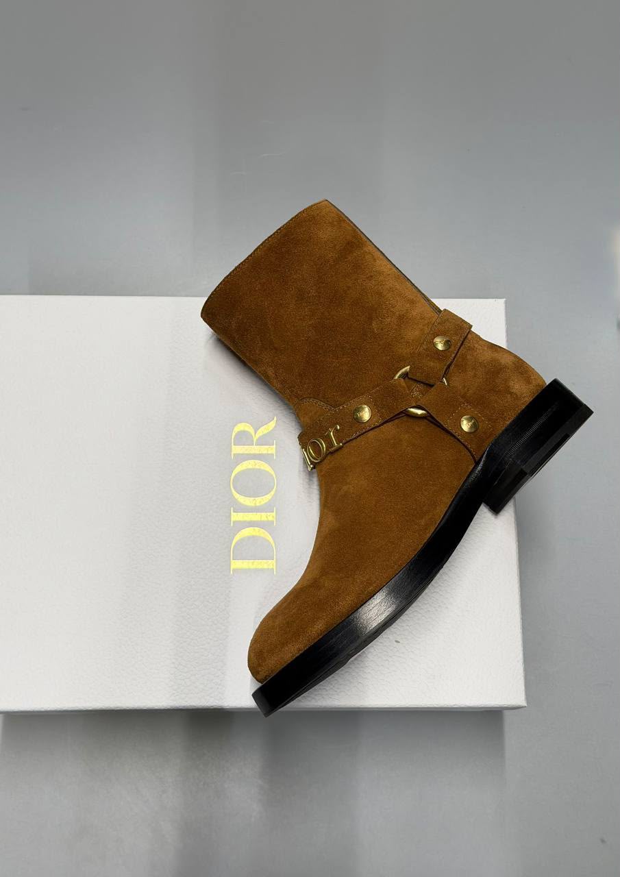 Explorer Harness Boot