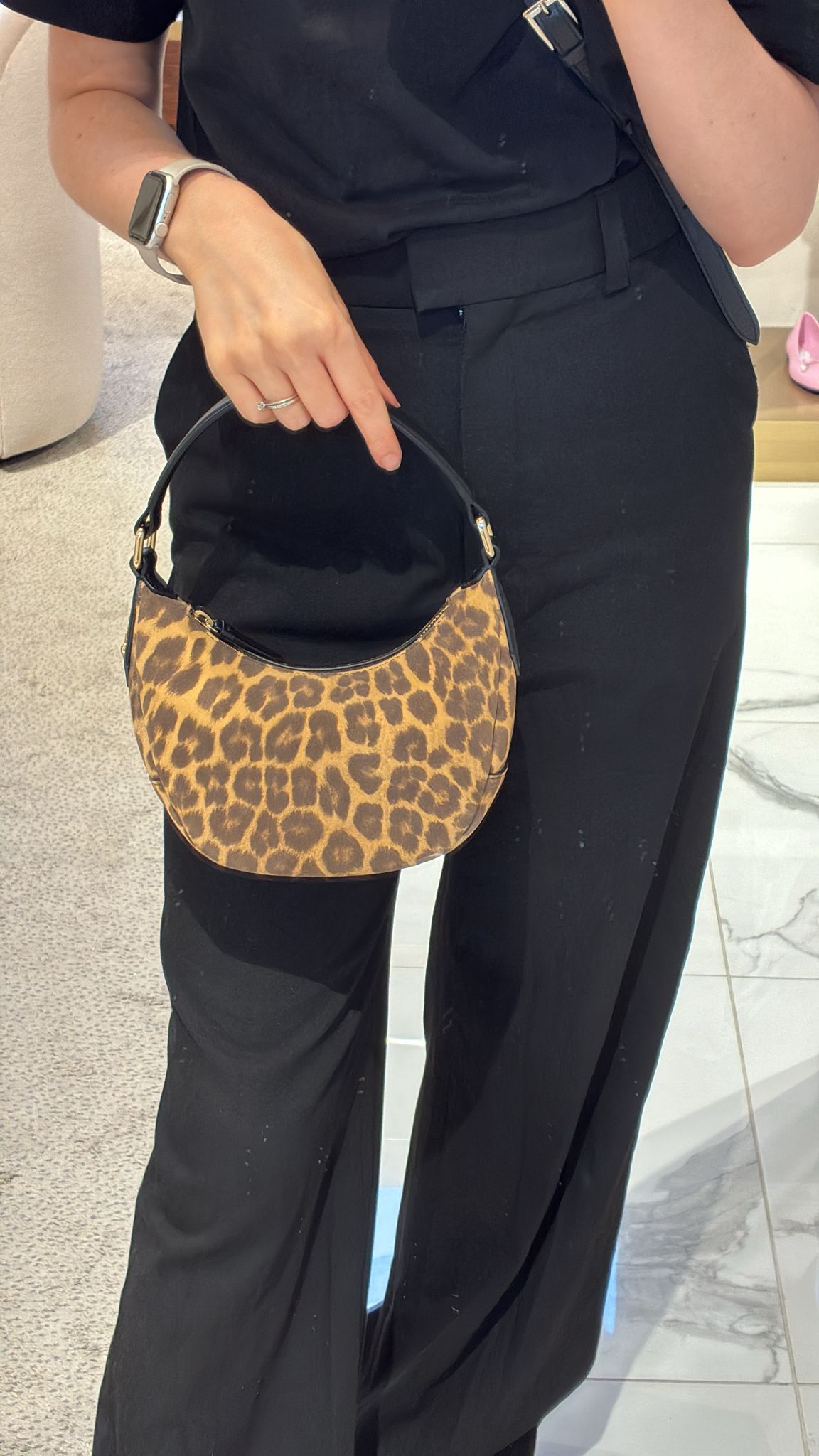 Le 5 à 7 Hobo Bag