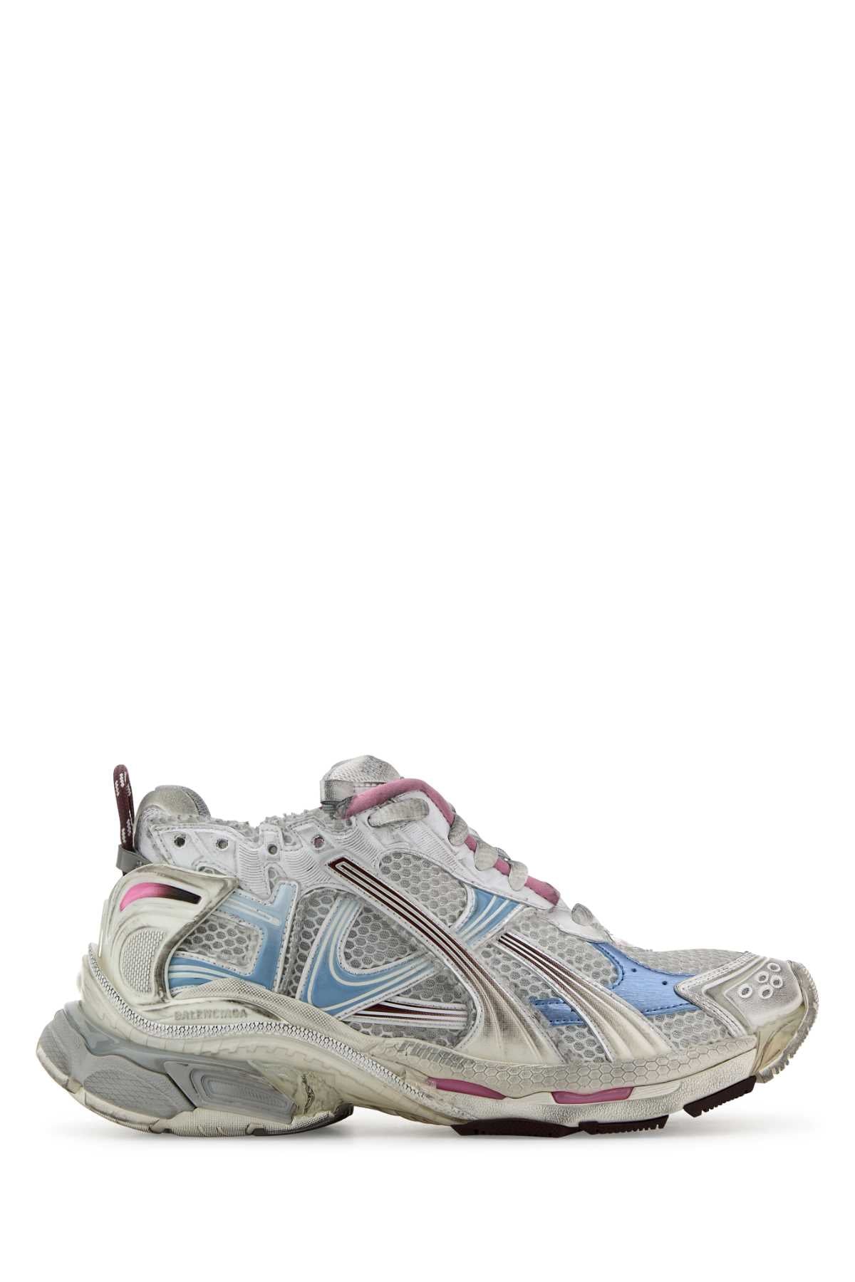 BALENCIAGA RUNNER For Women Exterior: 100% Fabric 100% Nylon 100% Rubber Interior: 100% Fabric Sole: Rubber