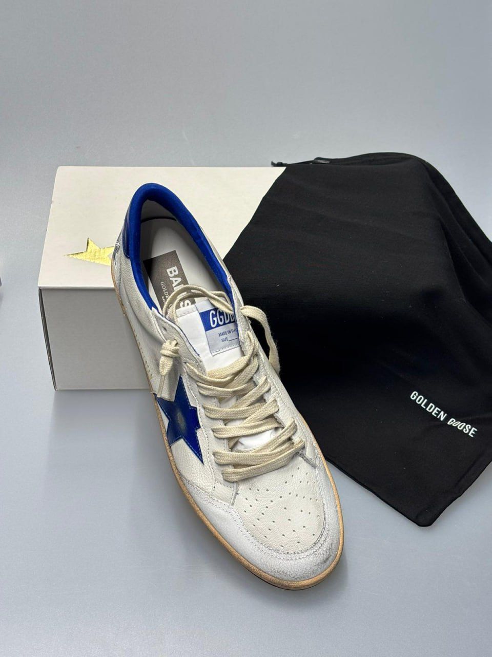 Court Sneakers