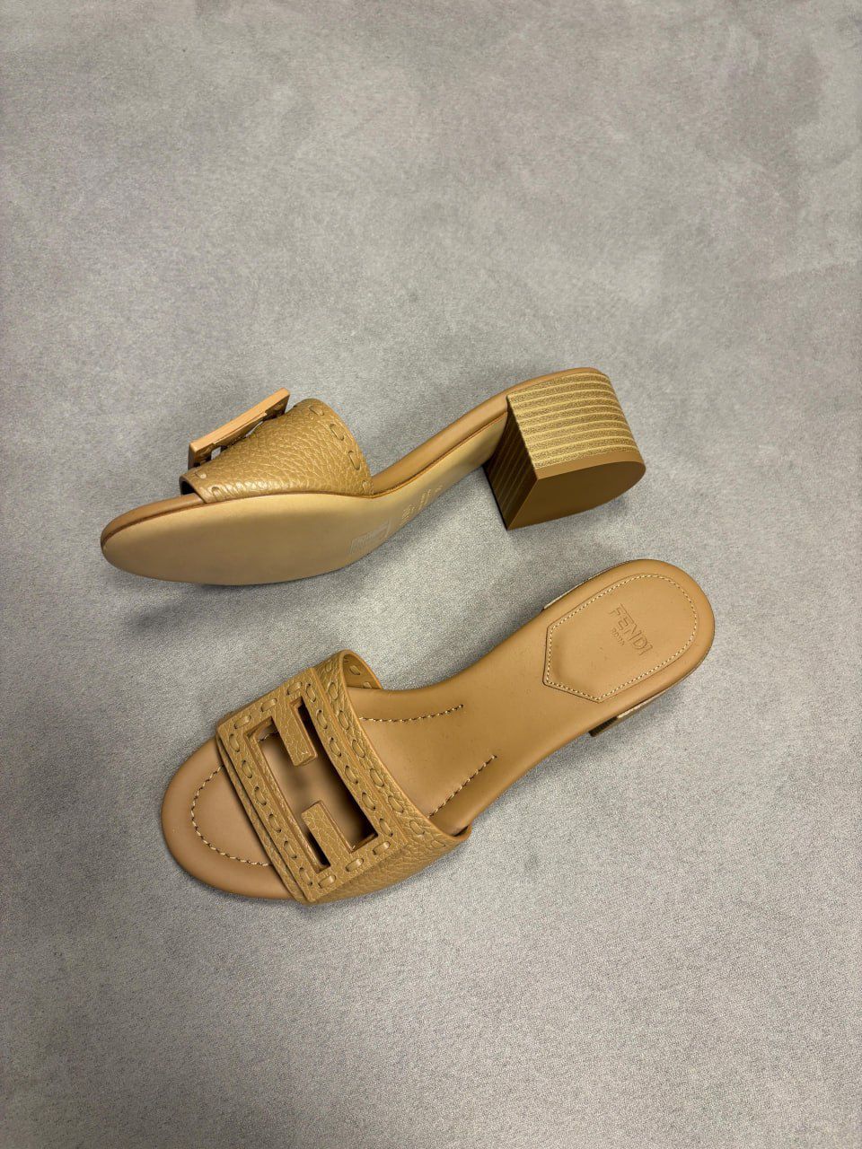 O'Lock Slide Sandals