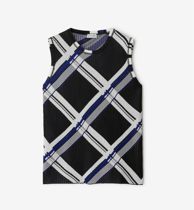 Check Pleated Sleeveless Top