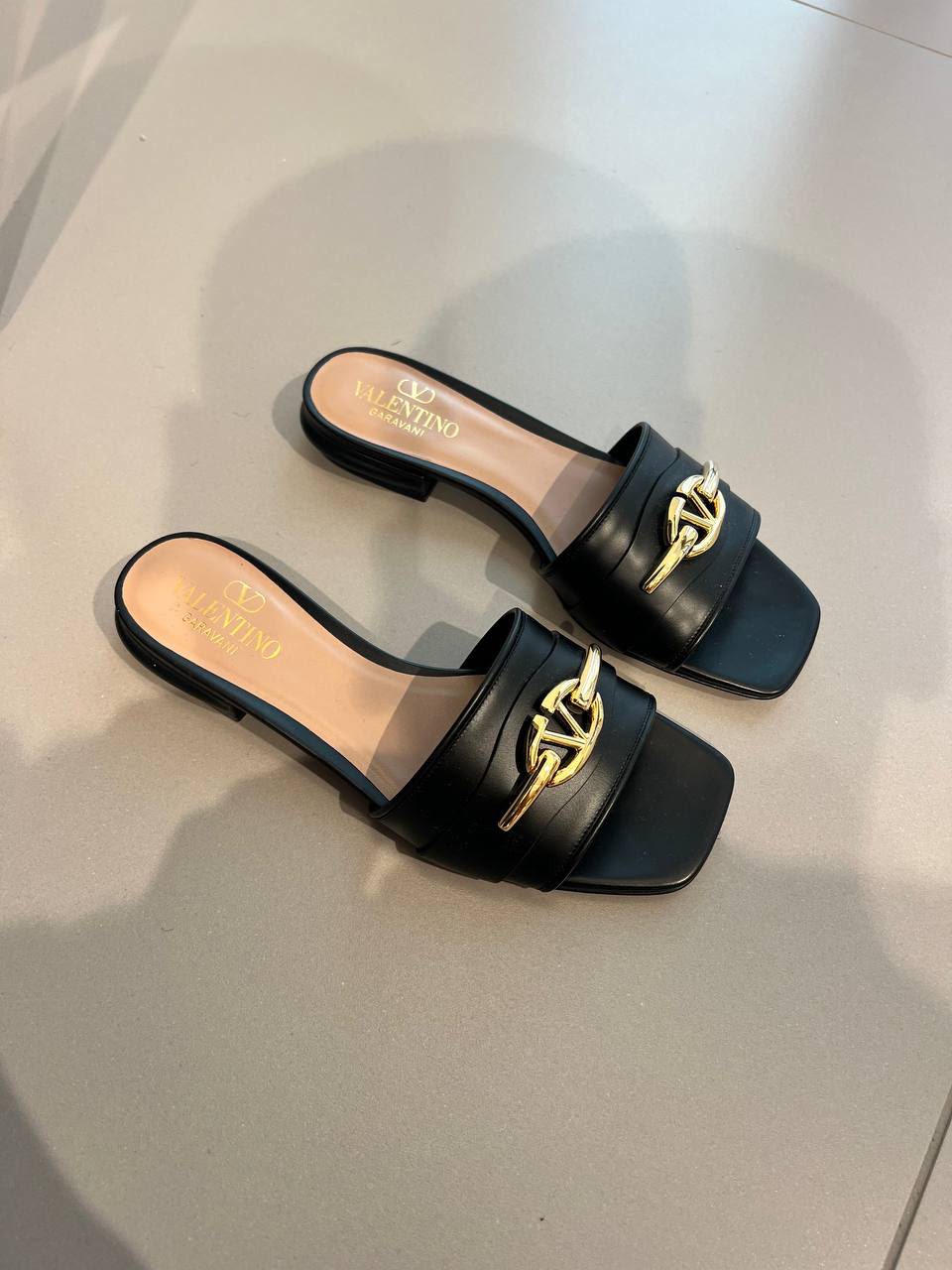 VLogo Signature Slide Sandal