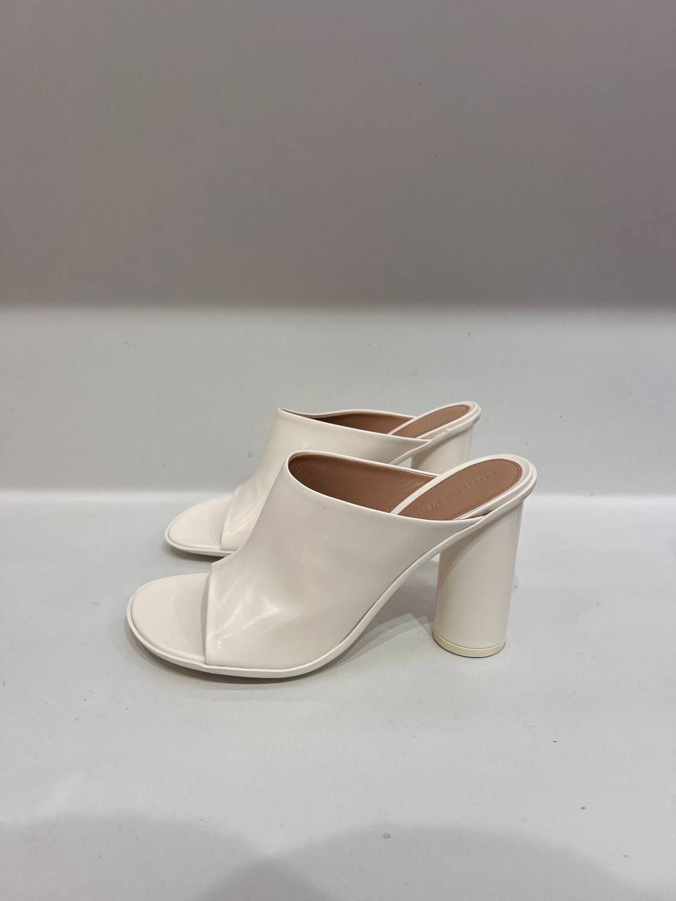 Lido Mule
