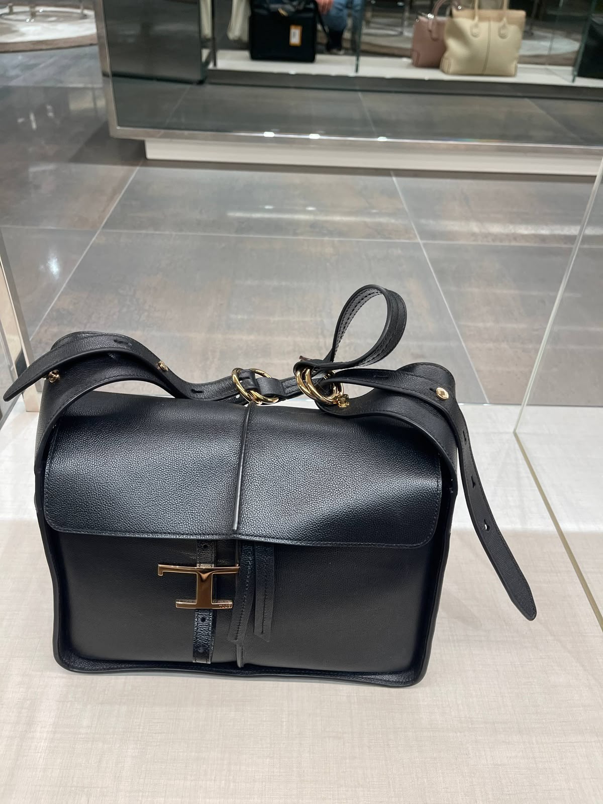 T Timeless Messenger Bag