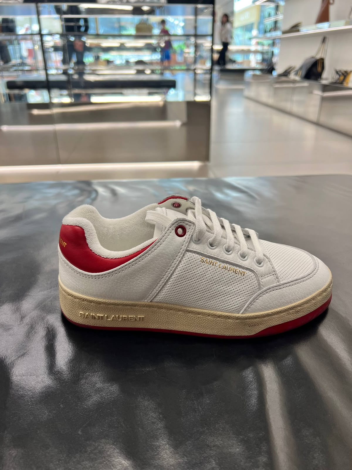Court Classic SL/06 Sneakers