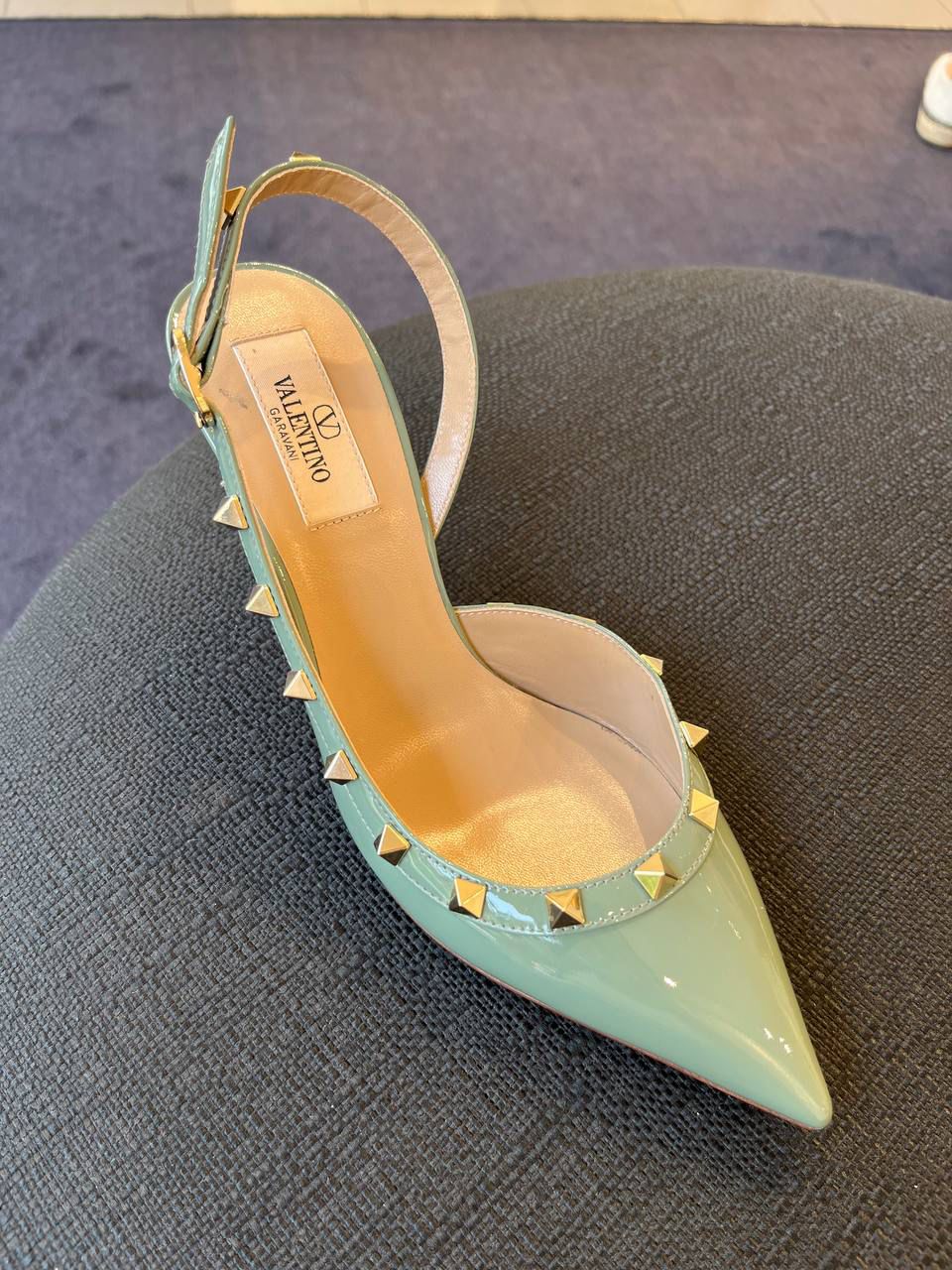 Rockstud Caged Pump