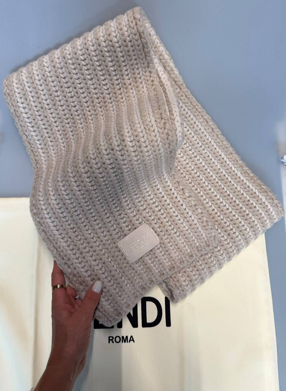 Ribbed Wool Scarf