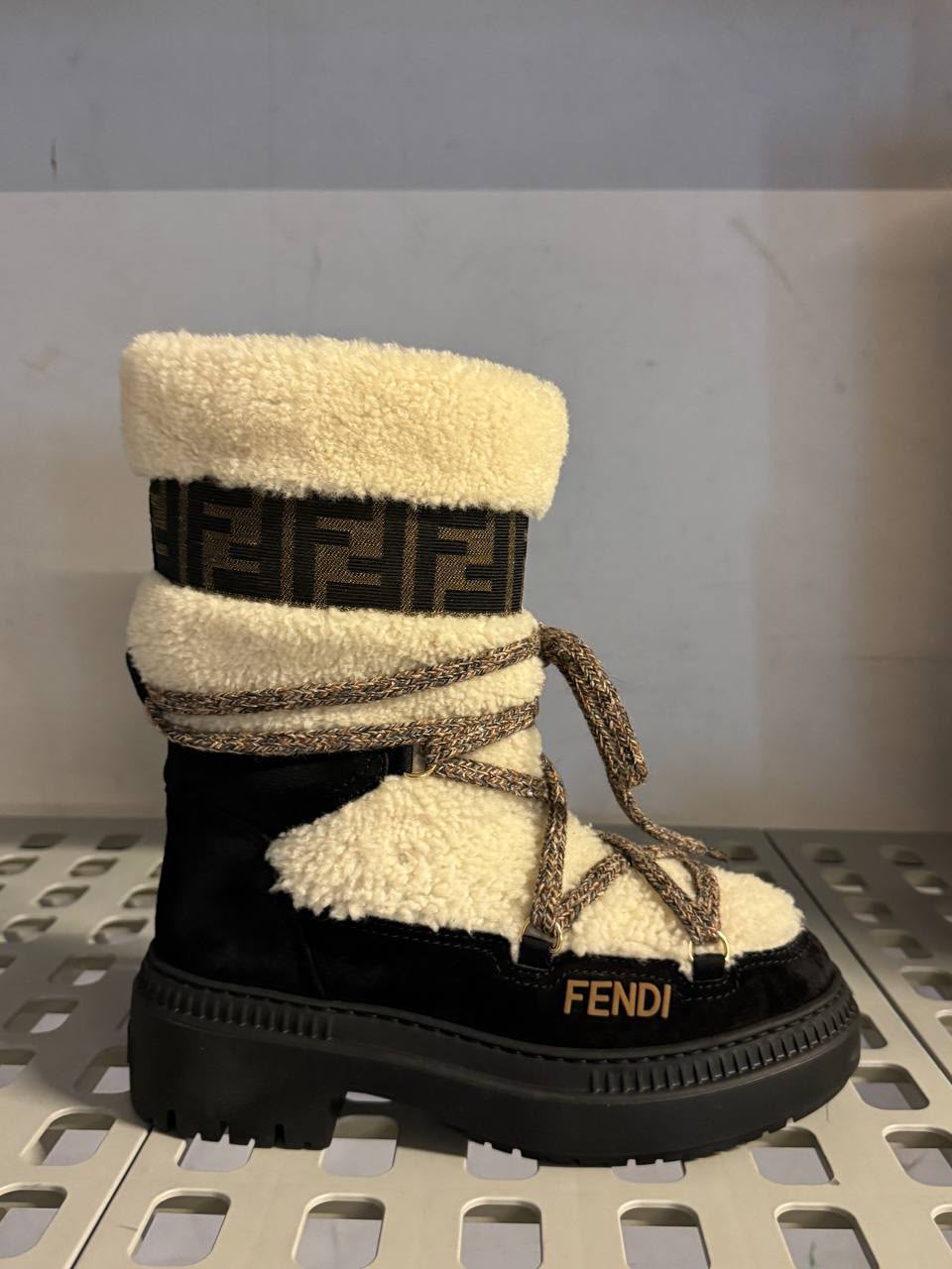 FF Logo Shearling Snow Boots