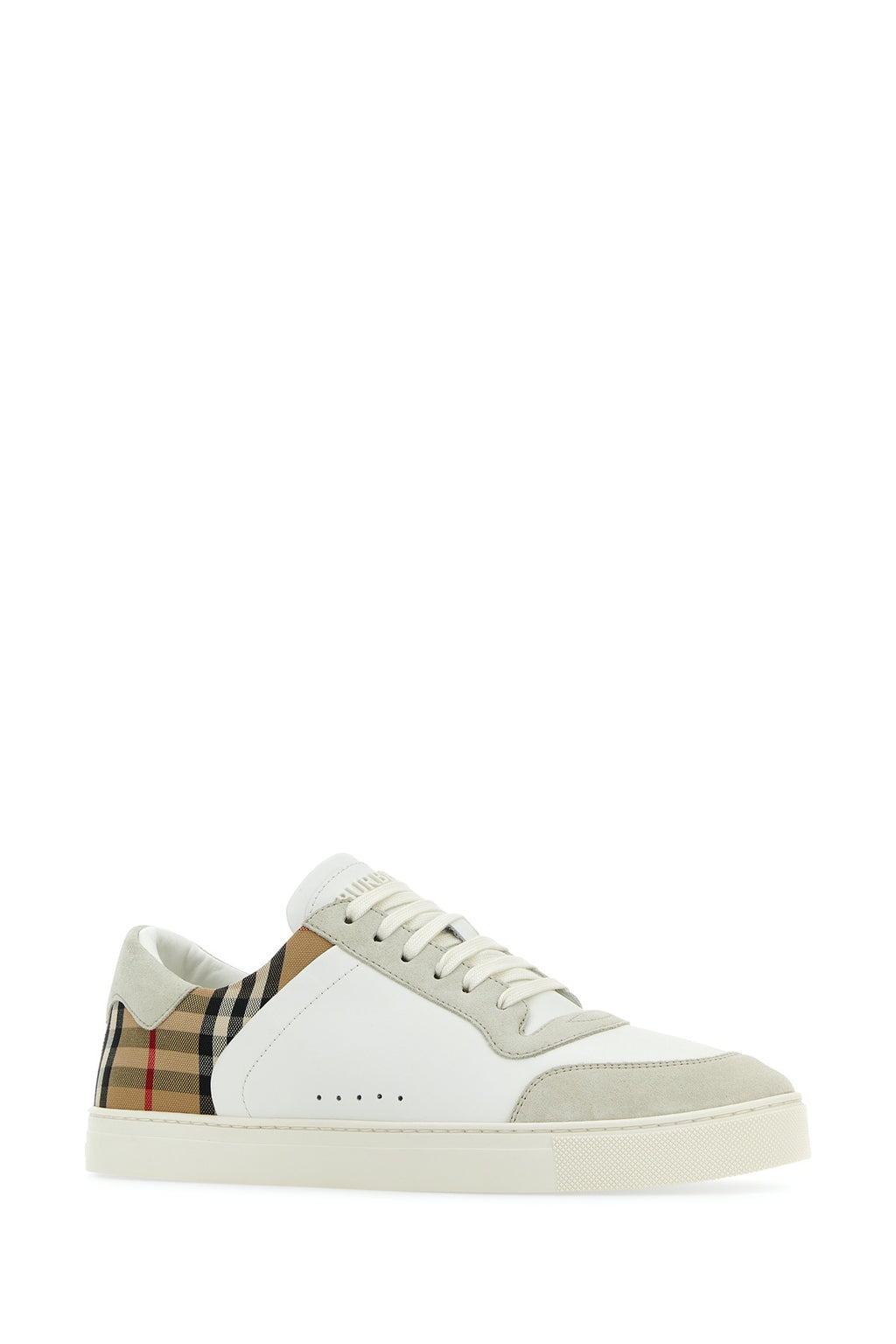 BURBERRY SNEAKERS For Men 56%CALF GRAIN LEATHER (BOS TAURUS) 26%COTTON 18%CALF SUEDE (BOS TAURUS)