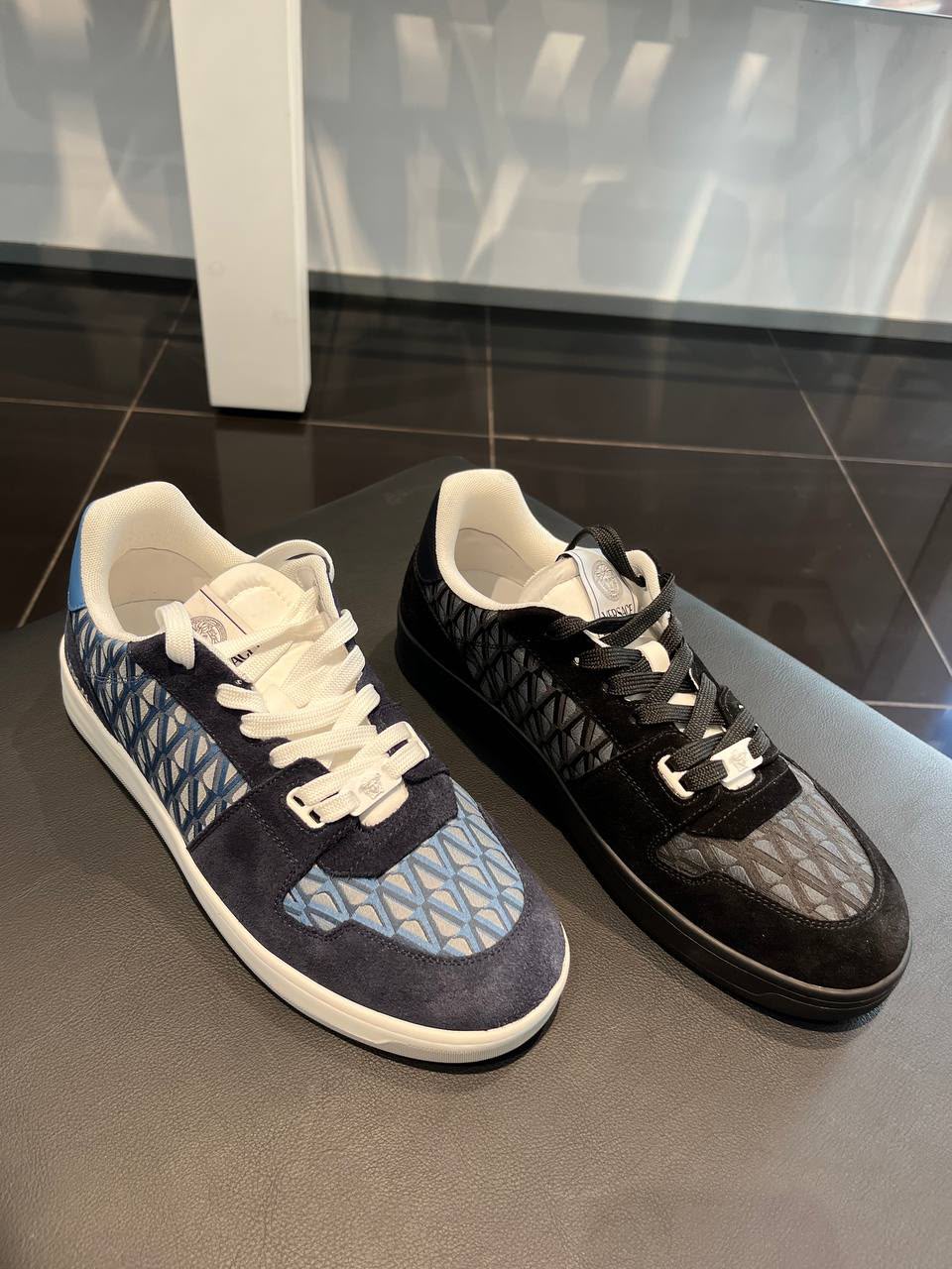 Trigreca Sneakers