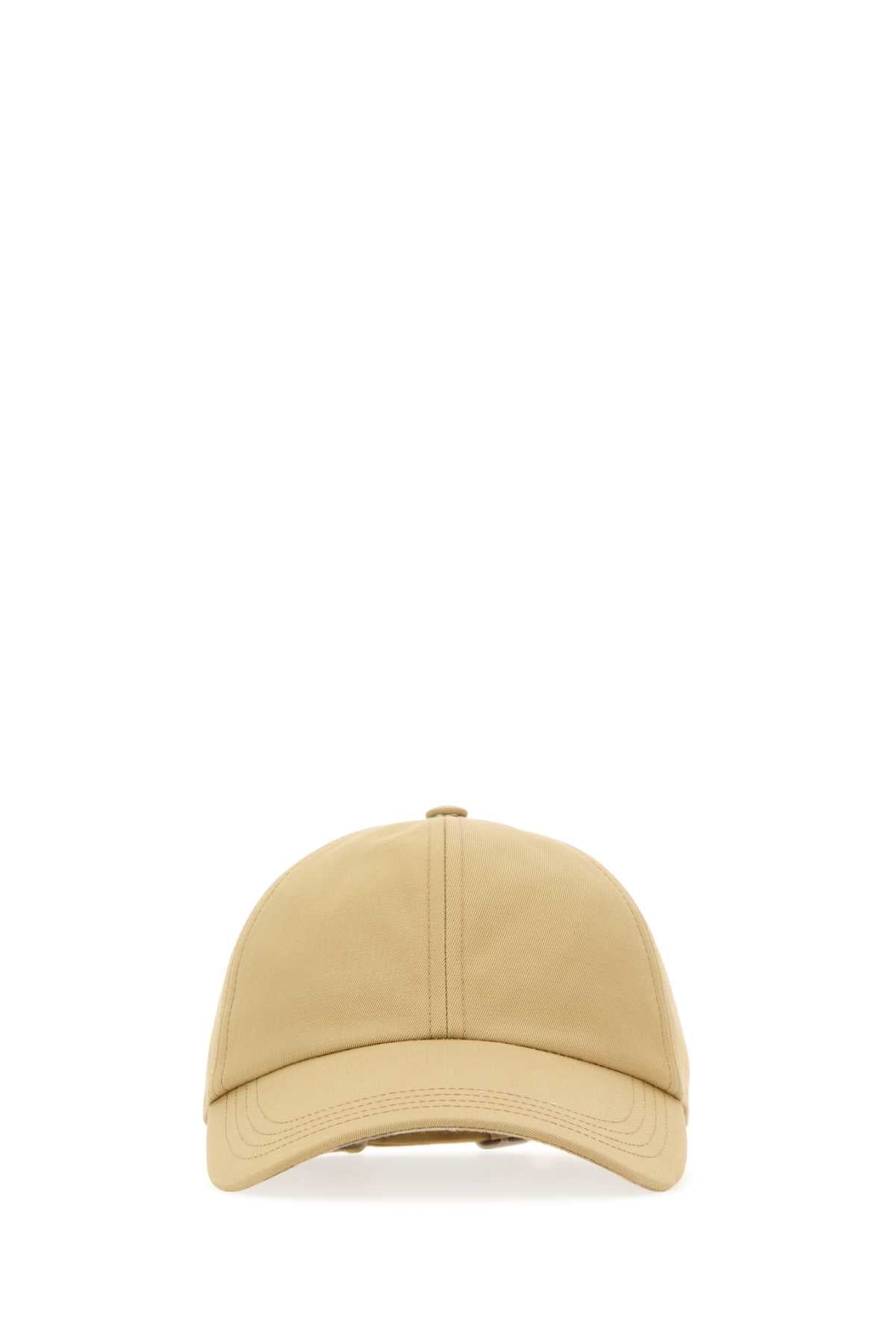 BURBERRY CAPPELLO For Women Exterior: 66% Polyester 34% Cotton Lining: 100% Cotton
