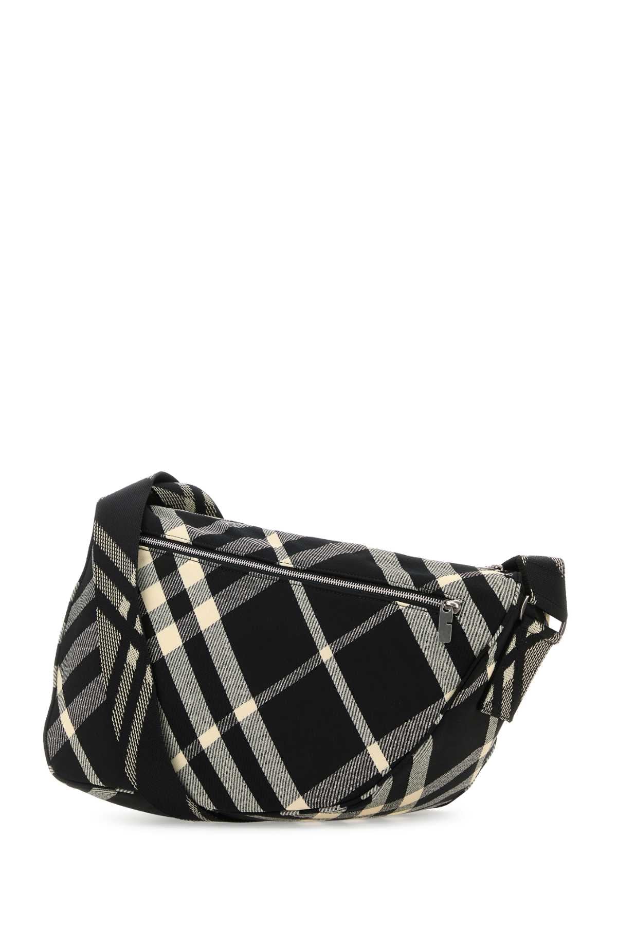 BURBERRY ML SHIELD MESSENGER L CJ1 For Men Exterior: 100% Fabric Lining: 100% Fabric Finishing: Silver metal