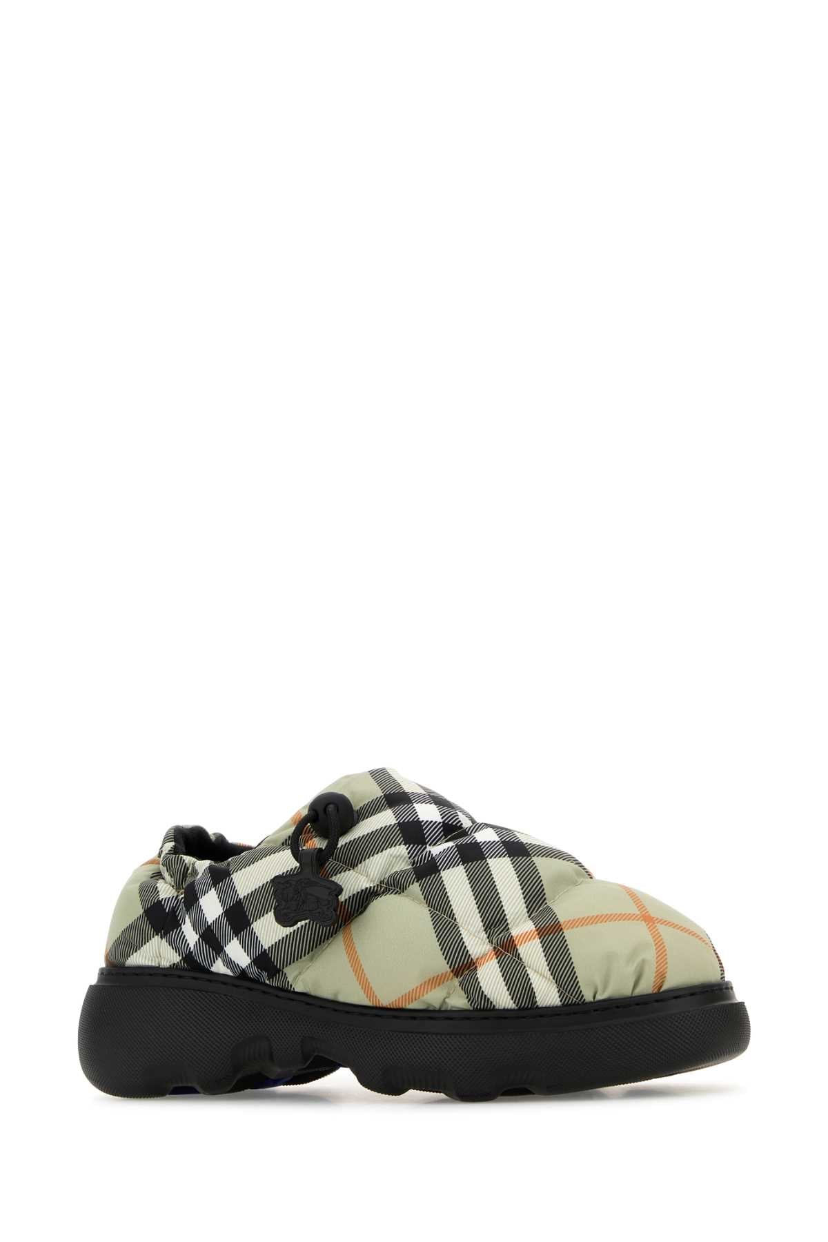 BURBERRY LF PILLOW LOW For Women Exterior: 100% Fabric Lining: 100% Fabric Sole: Rubber