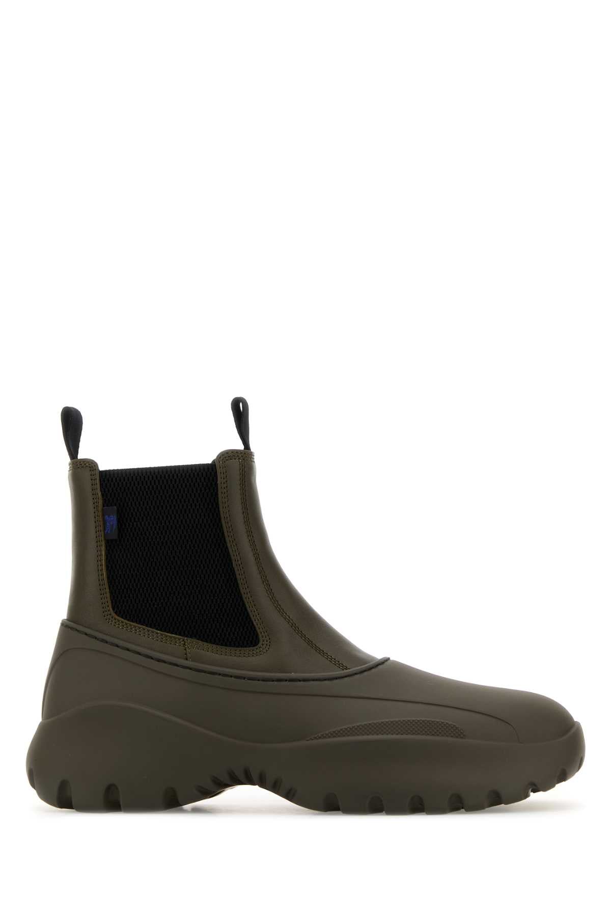 BURBERRY MF SCOOT CHELSEA For Men Exterior: 100% Leather 100% Rubber Interior: 100% Leather 100% Rubber Sole: Rubber