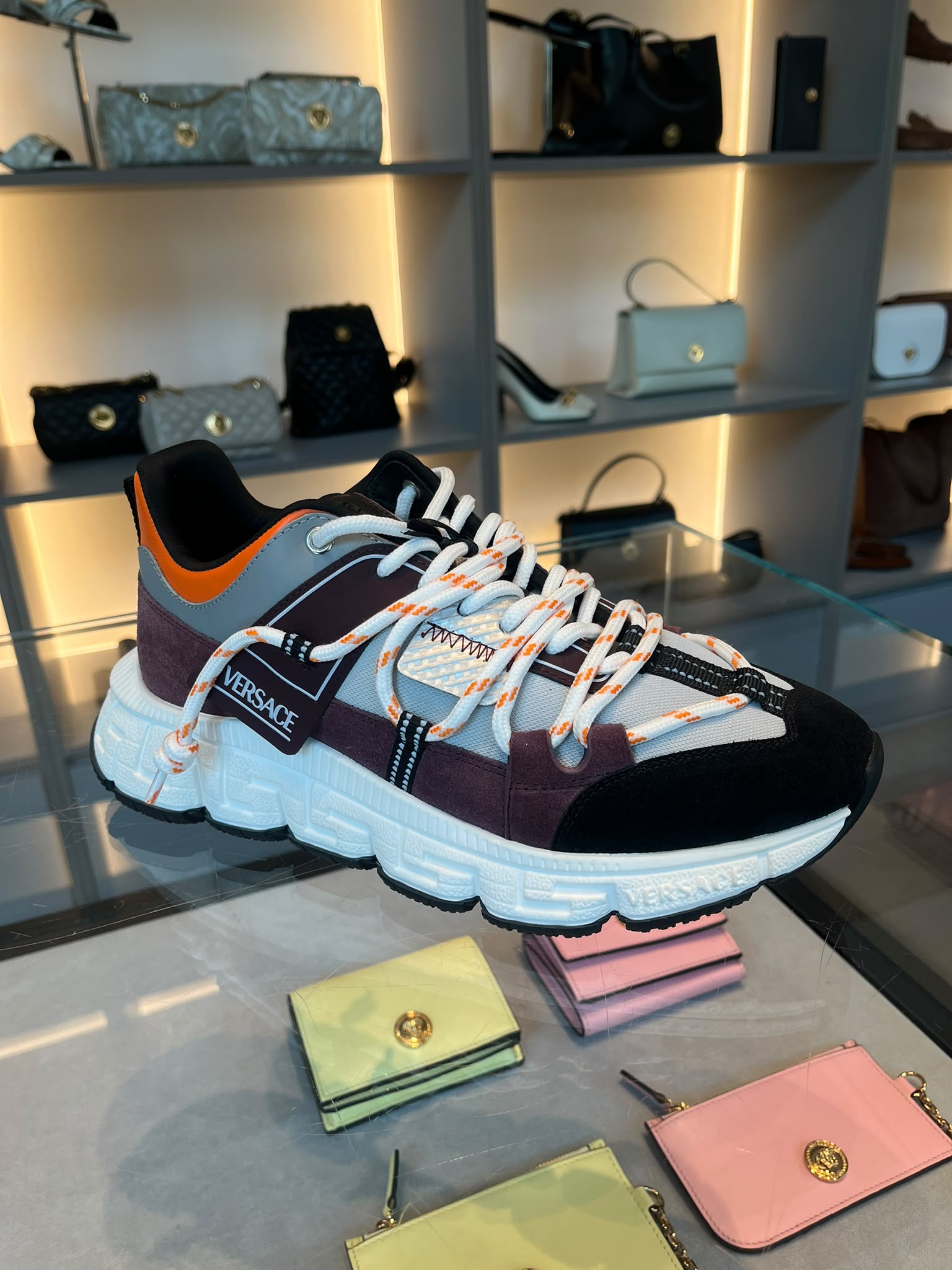 Trigreca Sneakers