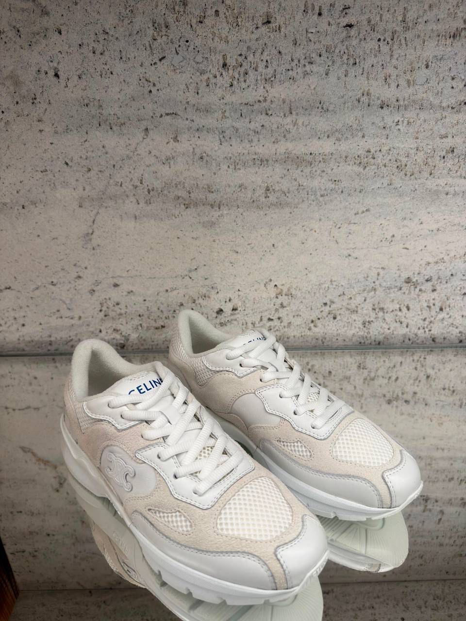 CT-03 Low Lace-Up Sneaker