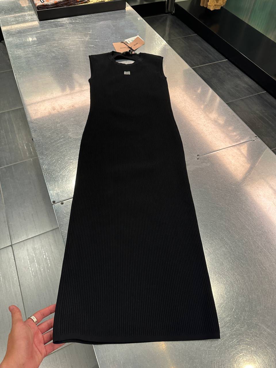 Ribbed knit midi dress