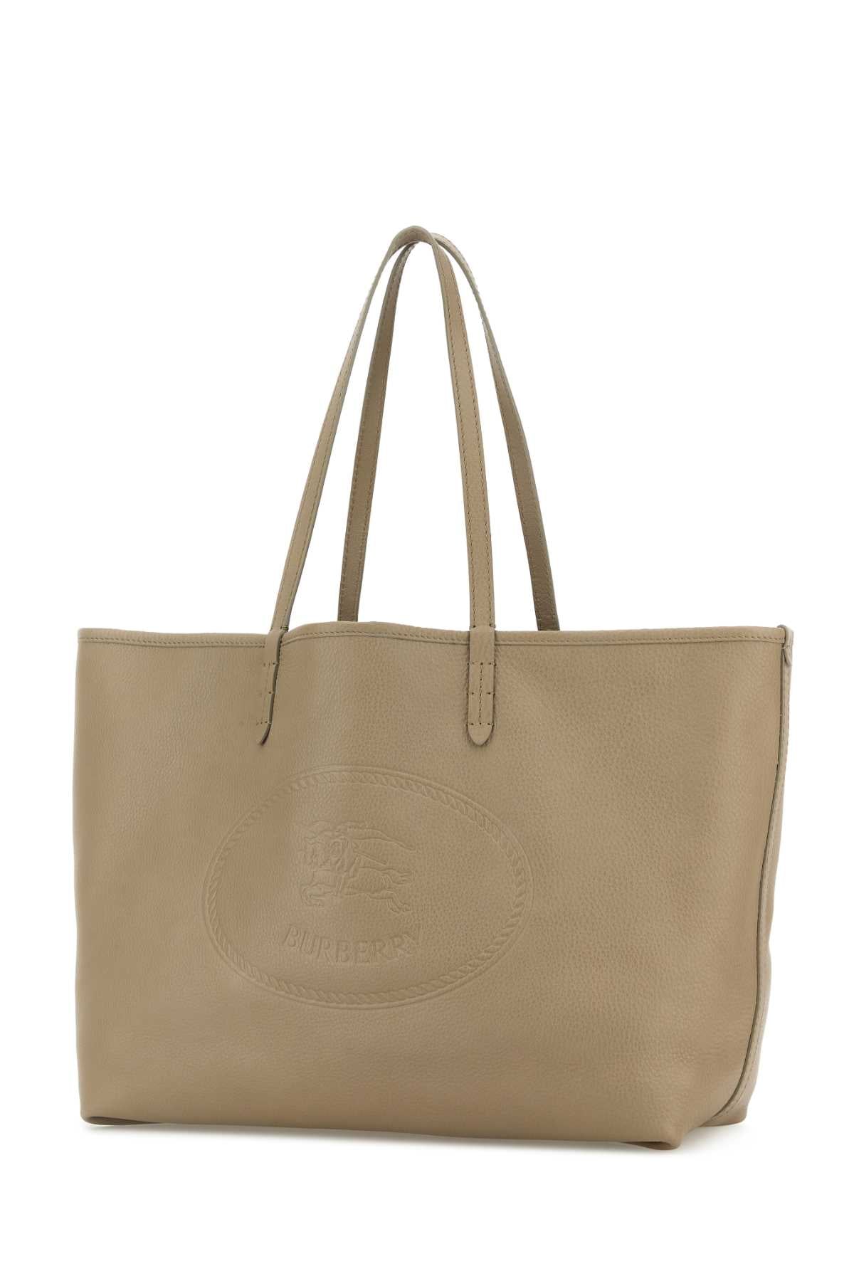 BURBERRY LL HIGHLANDS MD TOTE LGL For Women Exterior: 100% Calf