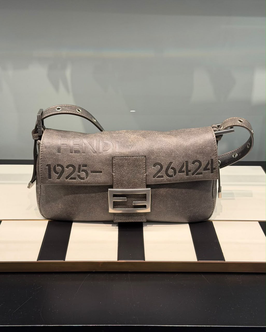 Baguette 1925-26424