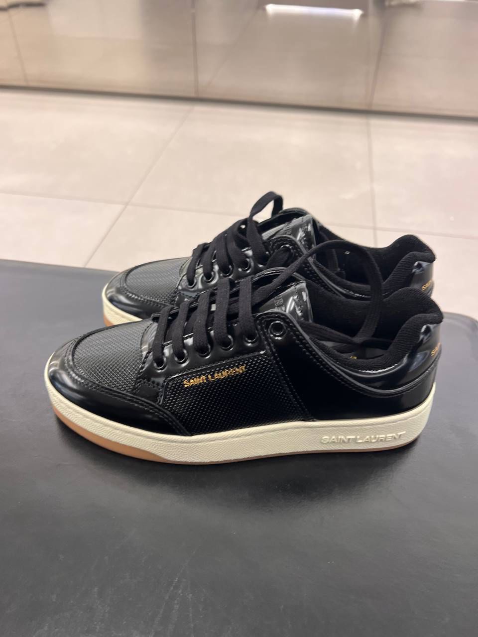 Court Classic SL/06 Sneakers