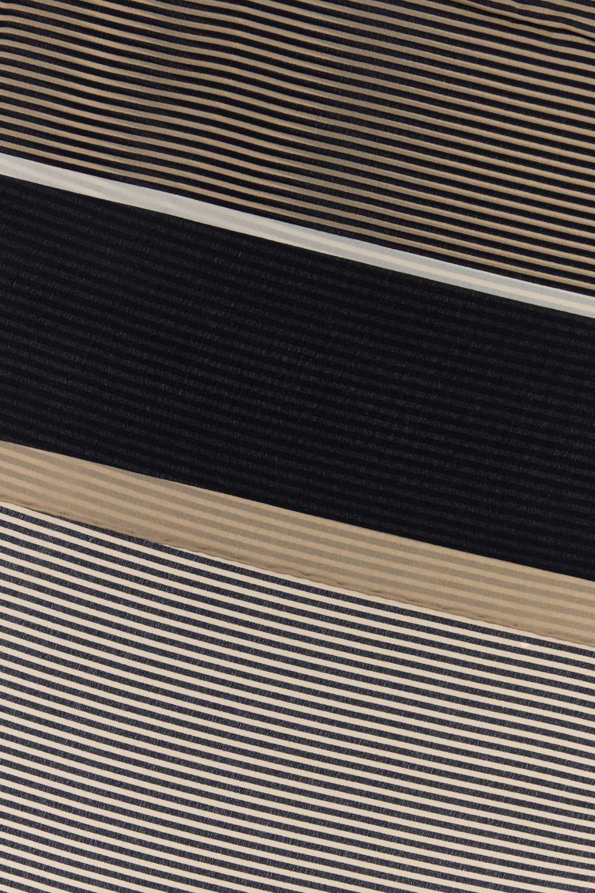 SAINT LAURENT PAREO RAYURES CASSAN For Men Exterior: 100% Silk