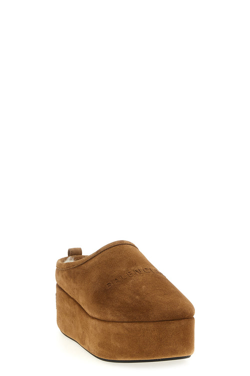 BALENCIAGA 'Alaska Soft' sabots For Women 100% calfskin leather (Bos Taurus)