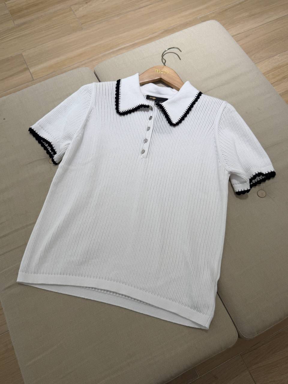 Short-sleeved knit polo shirt with contrasting trim