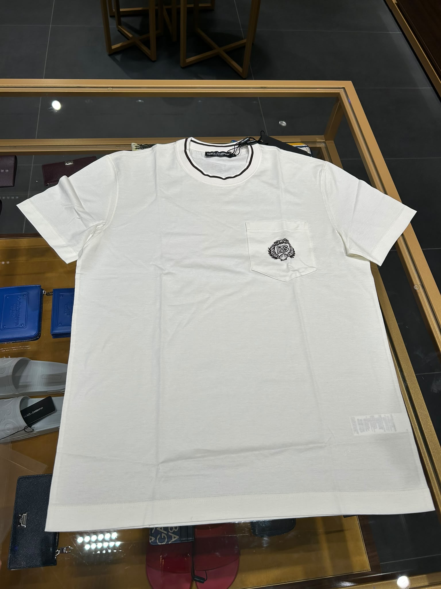 Jersey T-shirt with DG logo embroidery and pocket