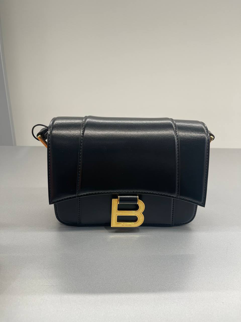 Hourglass Small Handbag