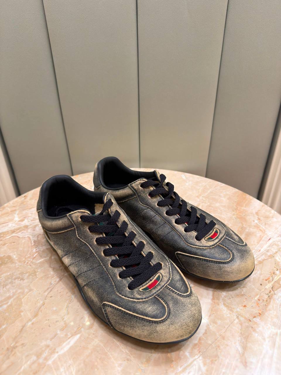 Men's Distressed Leather Sneaker