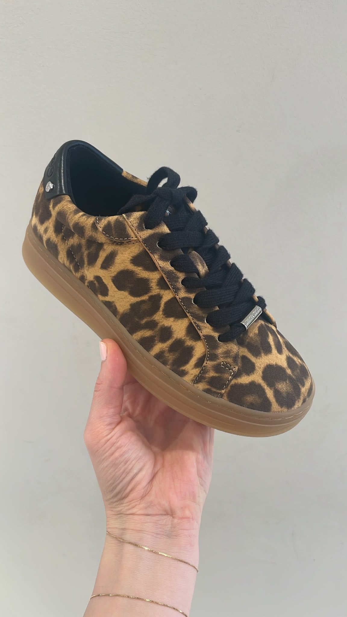 Hawaii Sneaker