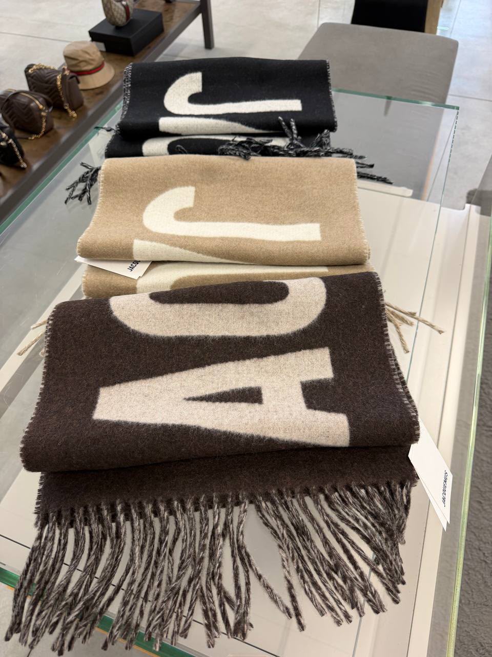 Logo Scarf