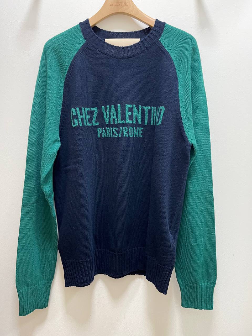 Chez Paris/Rome Raglan Sweater