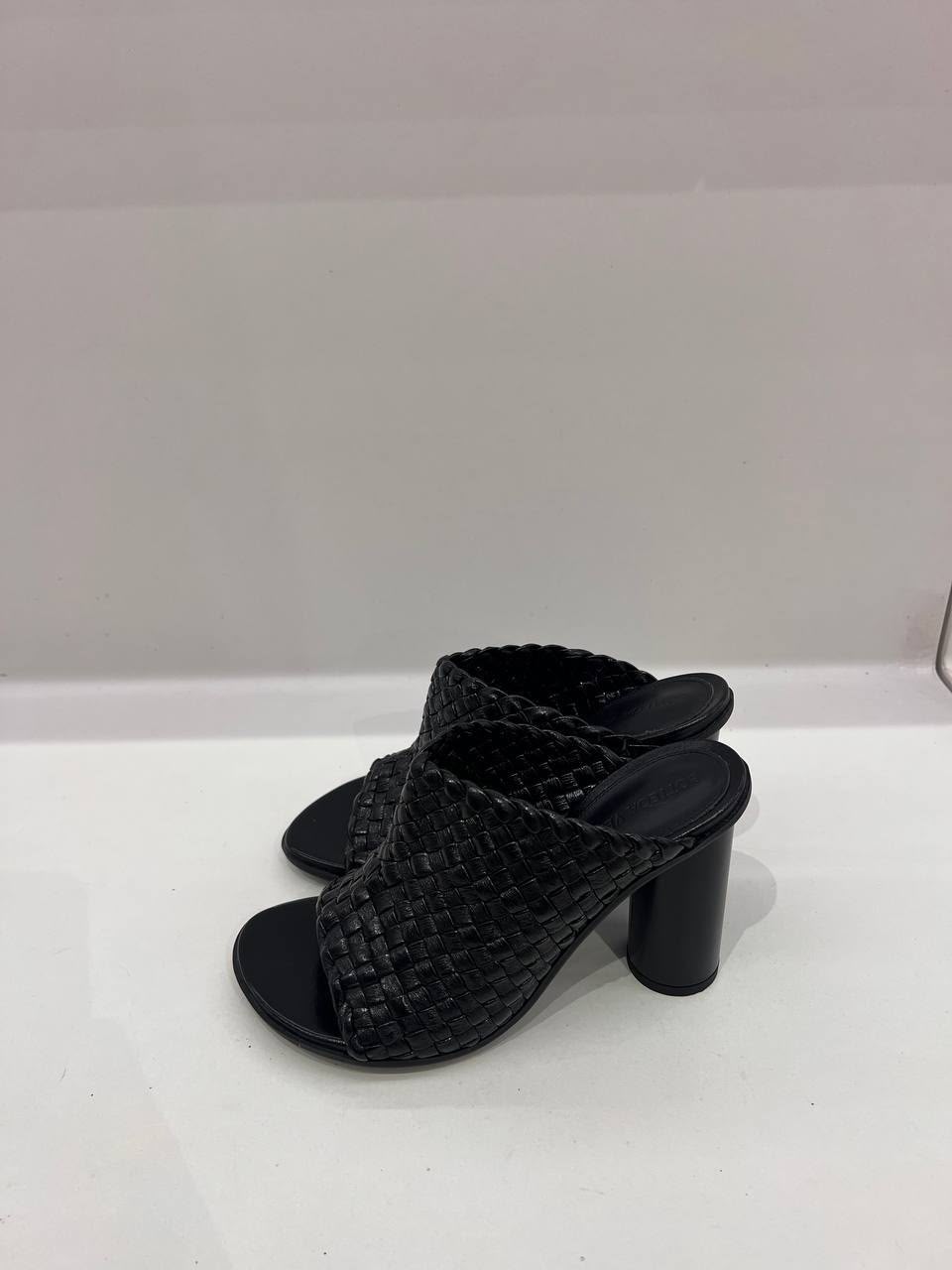 Lido Intrecciato Leather Mules