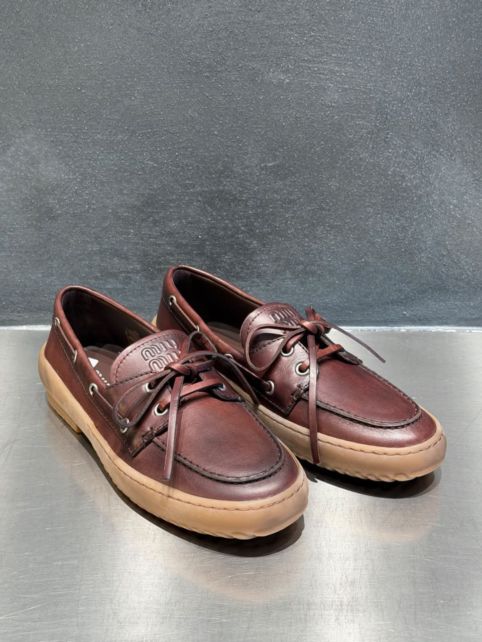 Leather boat shoes