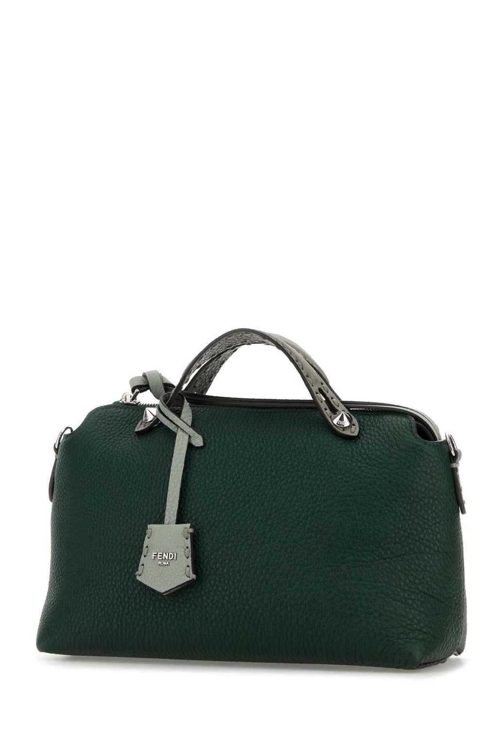 FENDI BY THE WAY SOFT SELLERIA MACRO For Women Exterior: 100% Calf Lining: 100% Fabric Finishing: Silver metal