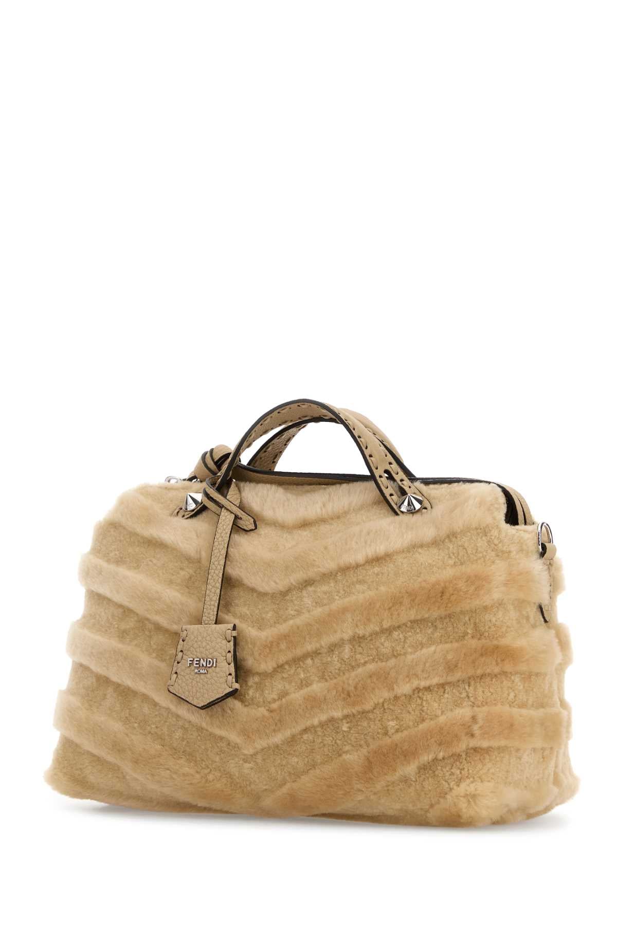 FENDI BY THE WAY SOFT SELLERIA/MACRO For Women Exterior: 100% Shearling Lining: 100% Suede Finishing: Golden metal